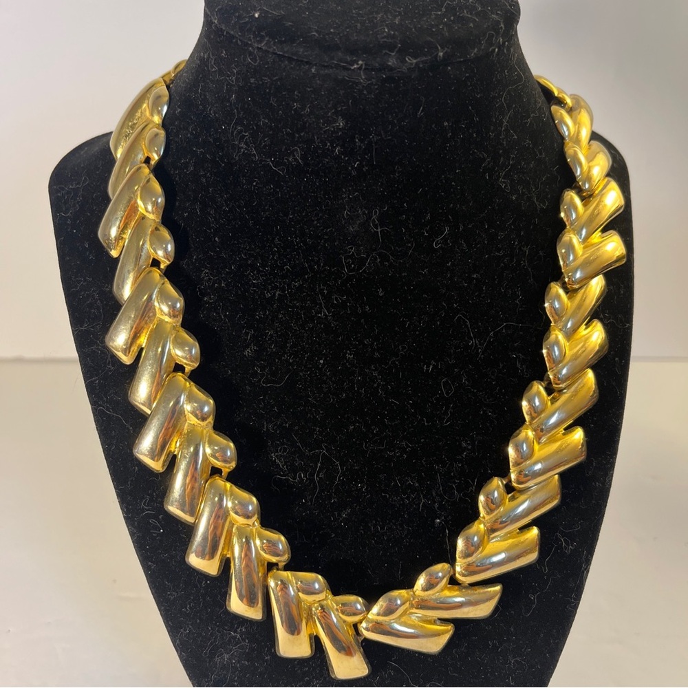 Vintage Gold-tone Collar Necklace-Unsigned 8”